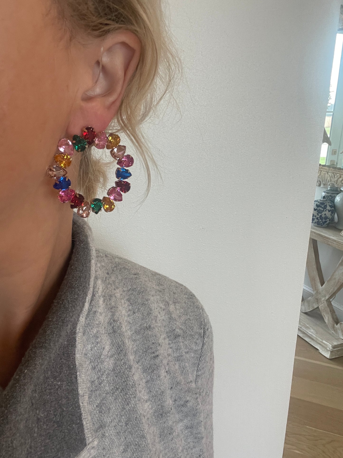 Multicolor Stone Circle Stud Earrings