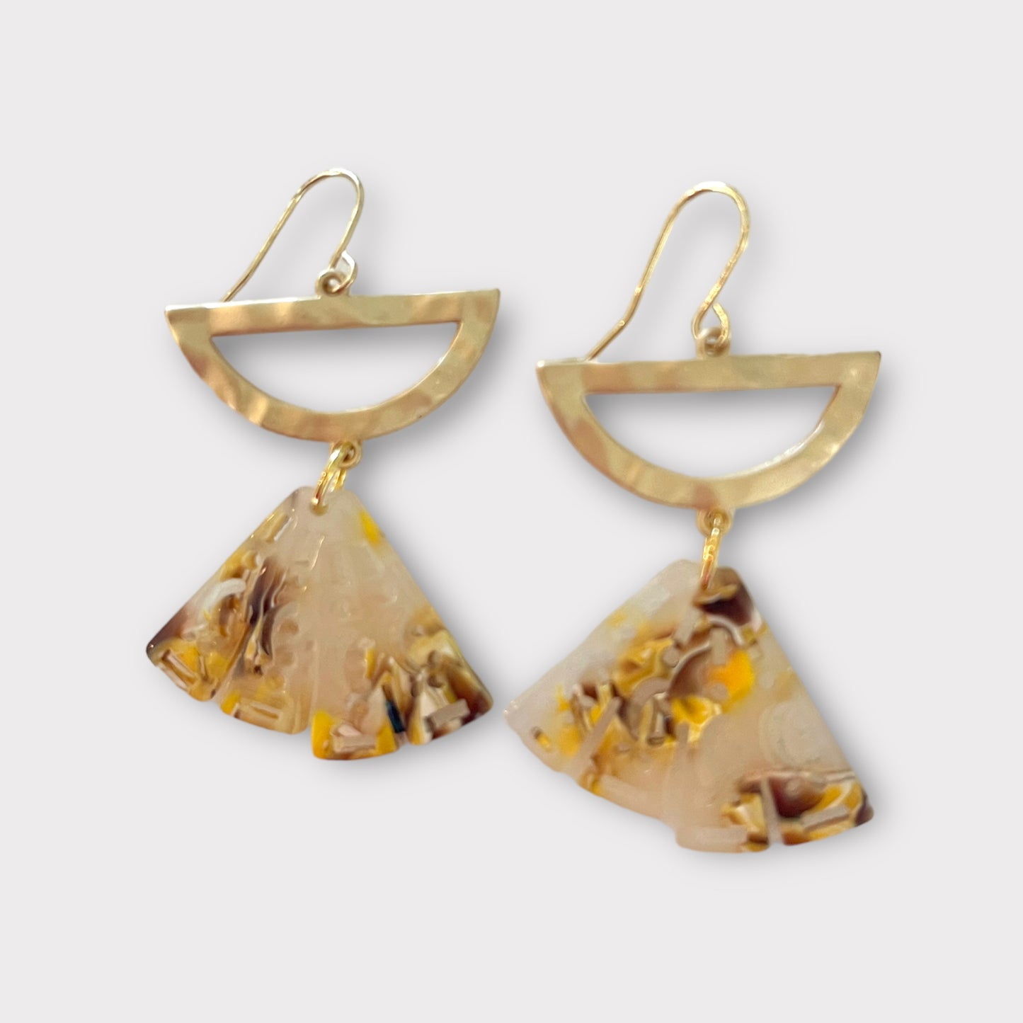 Resin fan marble earrings