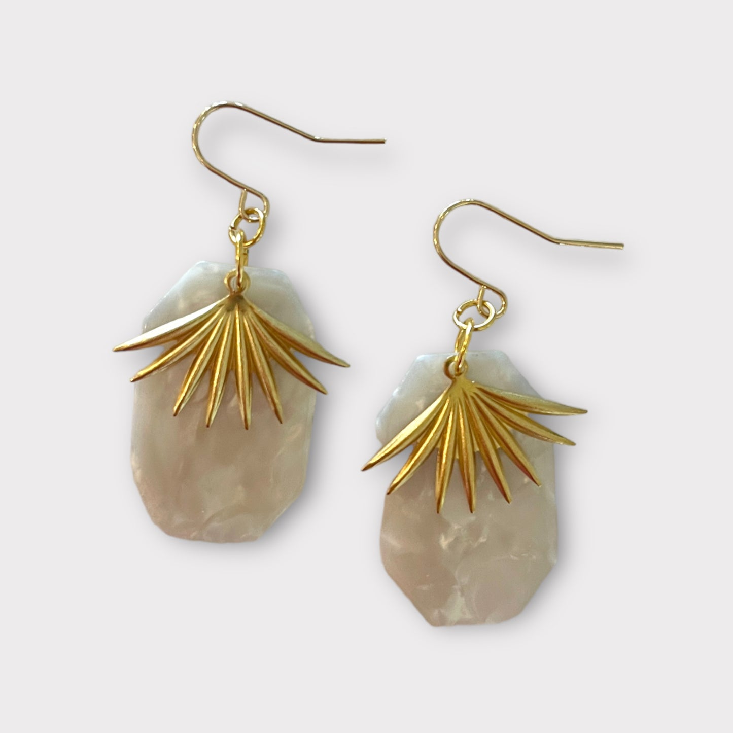 Mini resin palm earrings