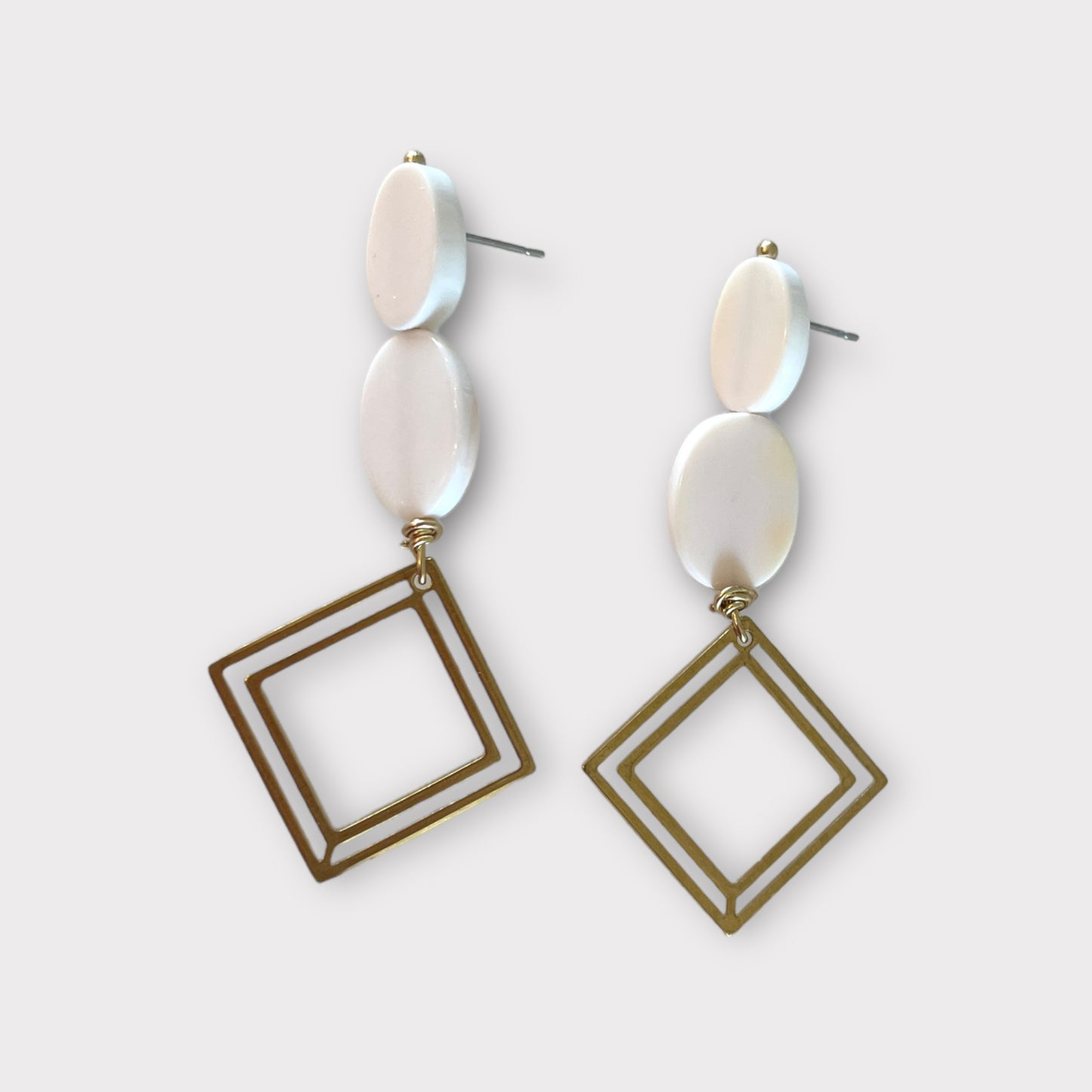 Shell brass diamond earrings