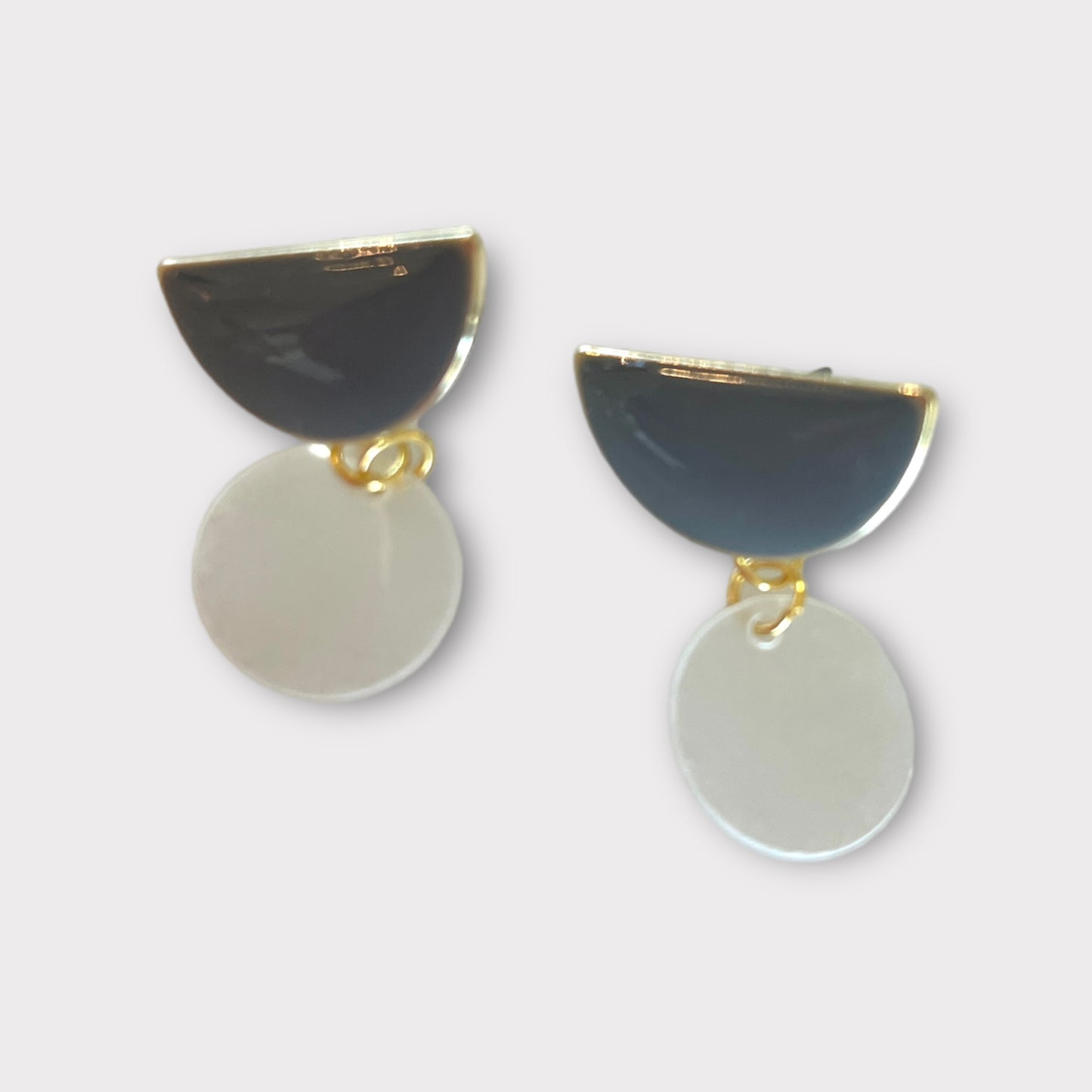 Grey Shell Earrings
