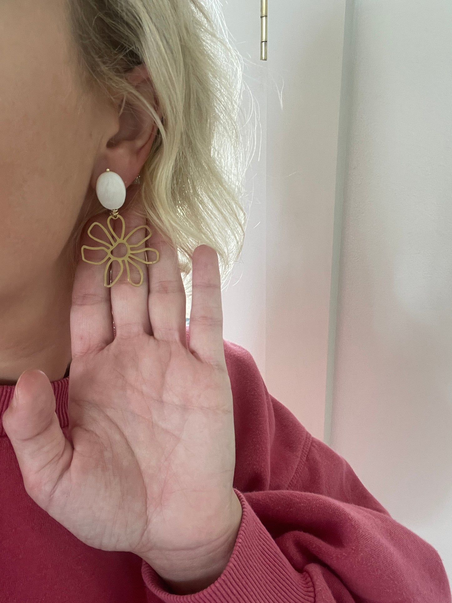 Flower Pearl Earrings