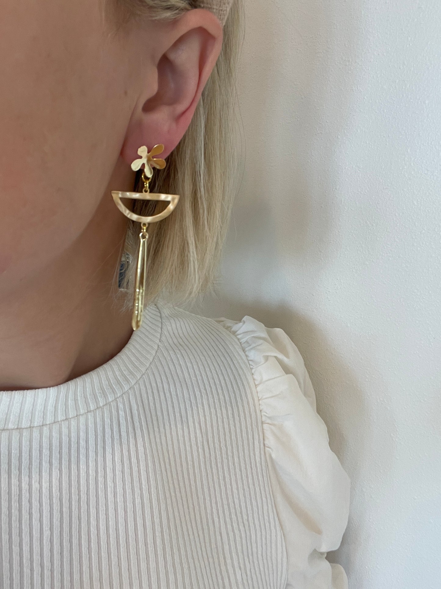 Semi Bar Earrings