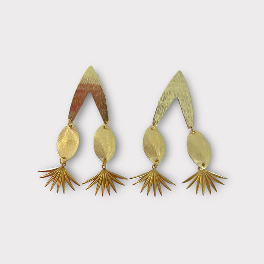 Mini palm gold earrings