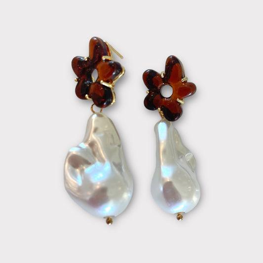 Brown Flower Pearl Earrings