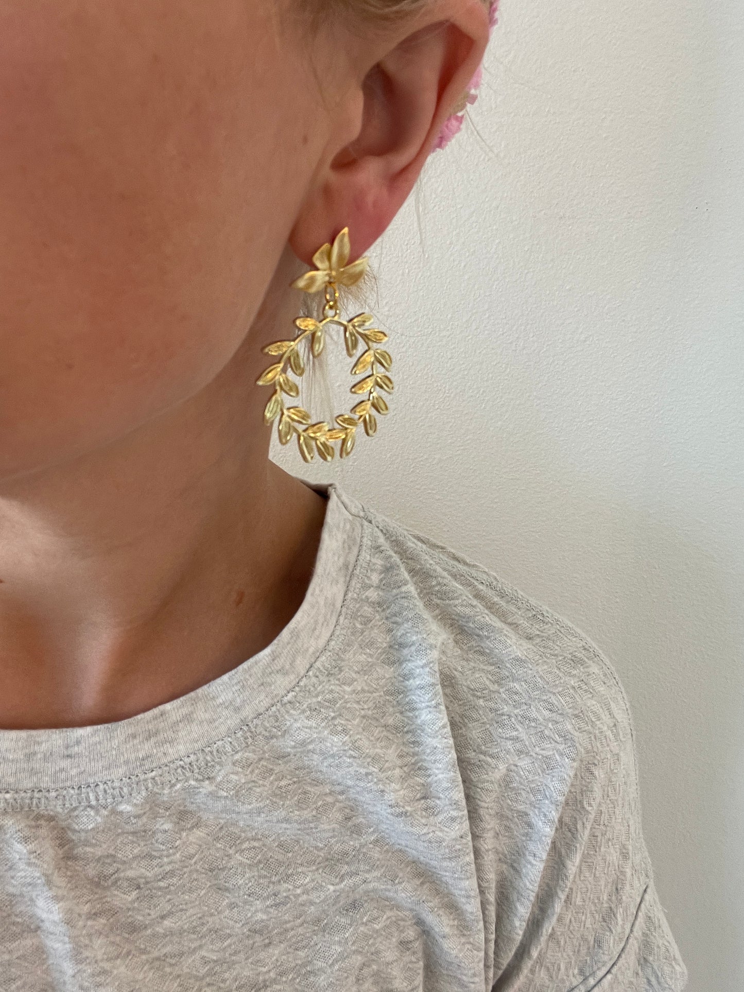 Gold Wreath Earrings