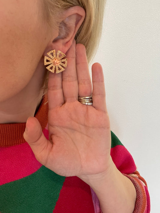 Peach Burst Flower Stud Earrings