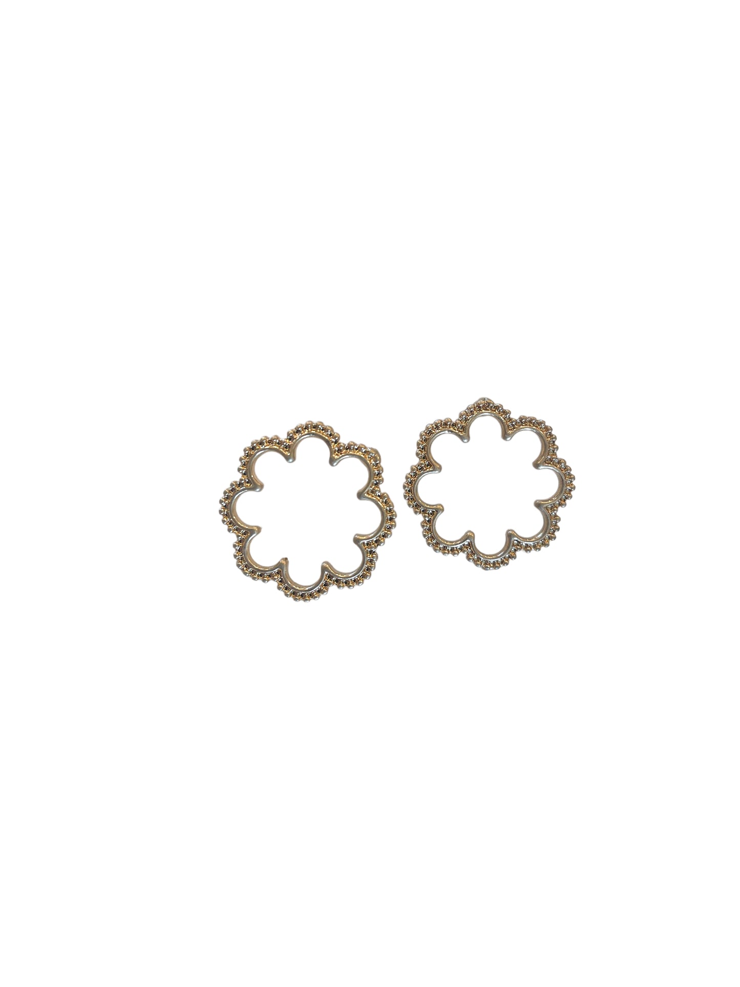 Outline Flower Stud Earrings