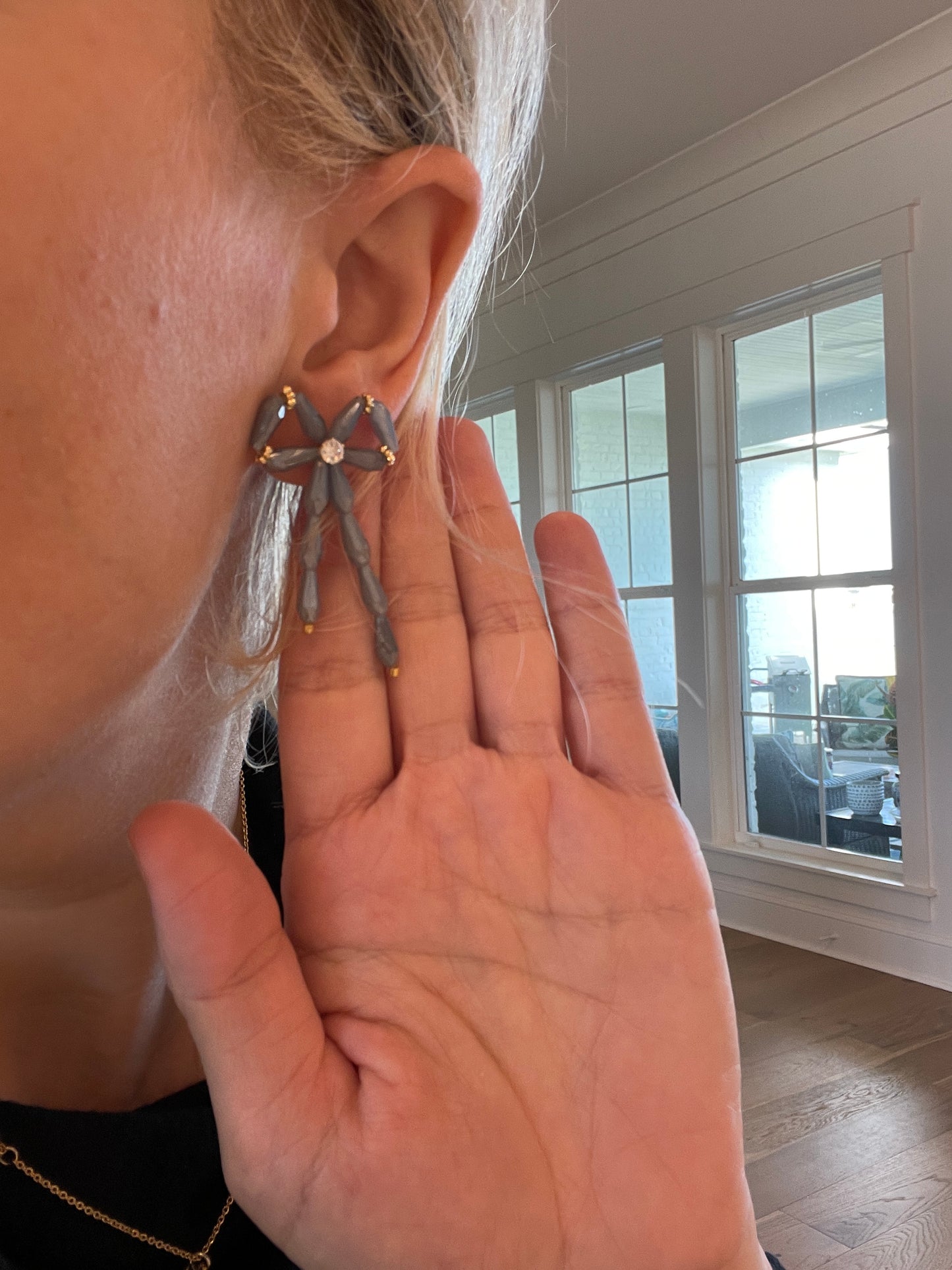 Glass Bow Stud Earrings - Gray